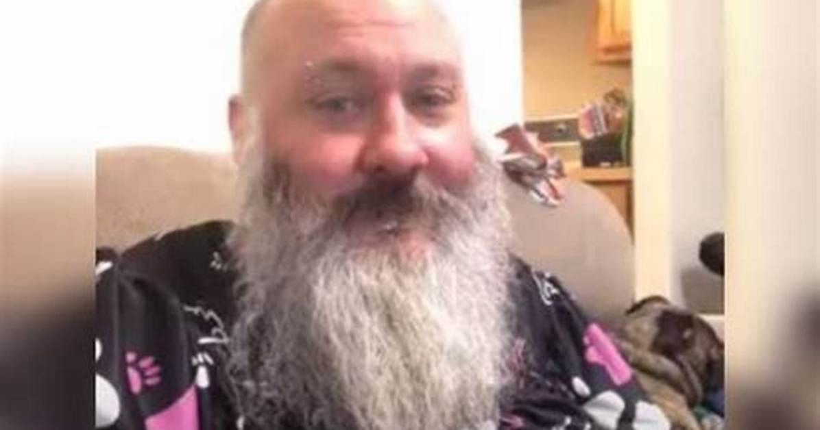 7 Facts About Chris Burney Including His Wife, Net Worth, Guitar and Career