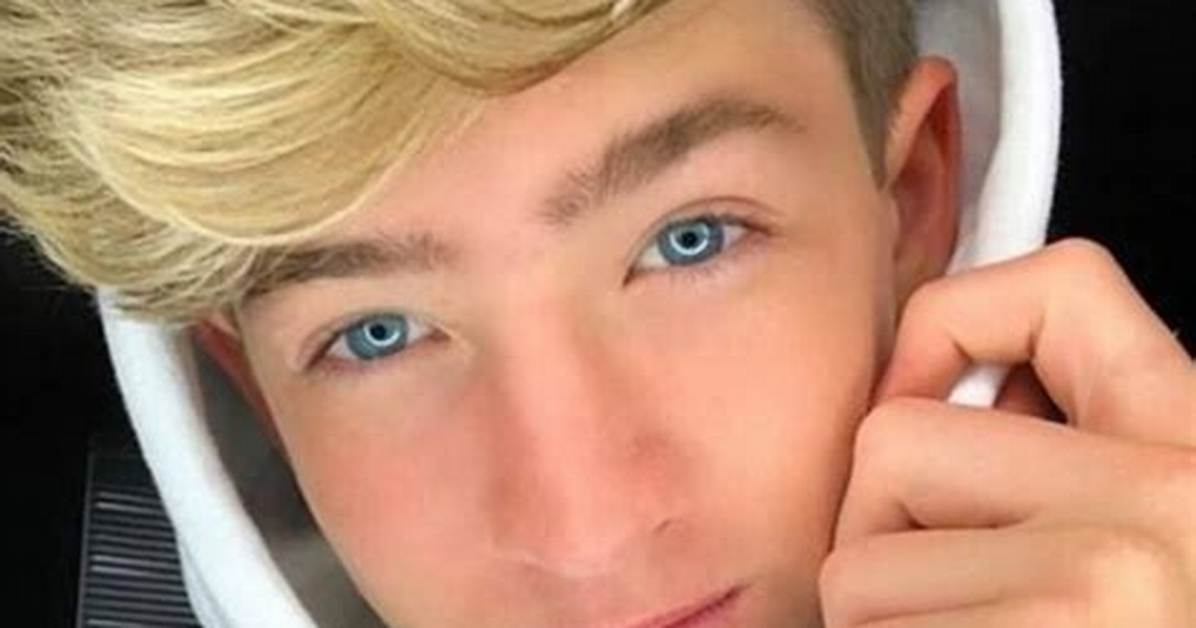 Cash Baker (Pop Singer) Wiki, Biography, Age, Height, Siblings, Family, Girlfriend, Net Worth, Caree ·