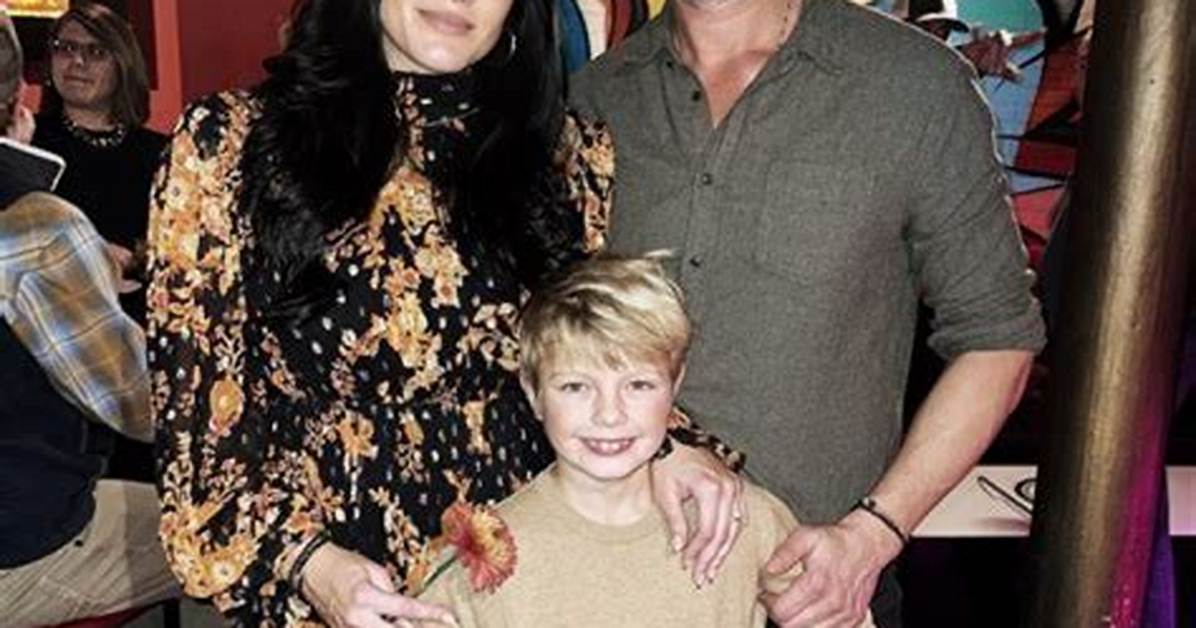 Does Axl Rose Have Children: the Truth Revealed