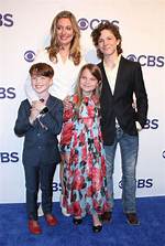 Does Zoe Perry Have a Child
