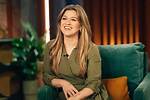 Uncover the Secrets of Kelly Clarkson's Age: Discoveries and Insights Revealed