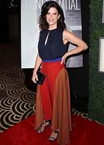Unveiling the Height of Neve Campbell: a Closer Look